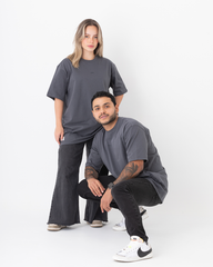 Camiseta Unisex Oversize Gris oscuro (Algodón 303 gr)