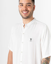 Camisa hombre Cuello mao Simple Beach blanca (Chalis)