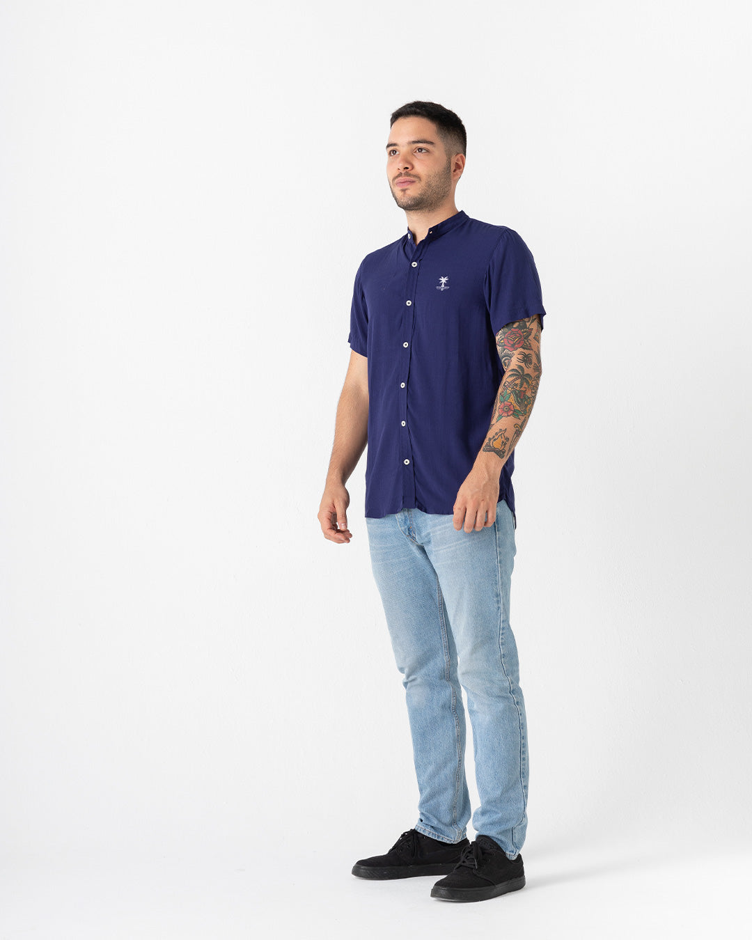 Cielo Nocturno Cuello Mao (Camisa hombre)