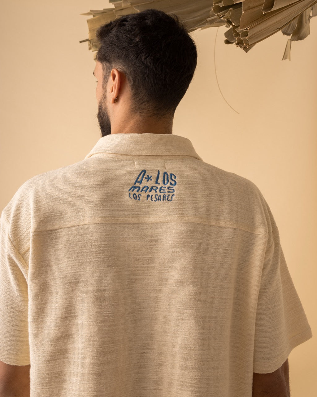 Camisa Unisex Polo Cruda A Los Mares Los Pesares