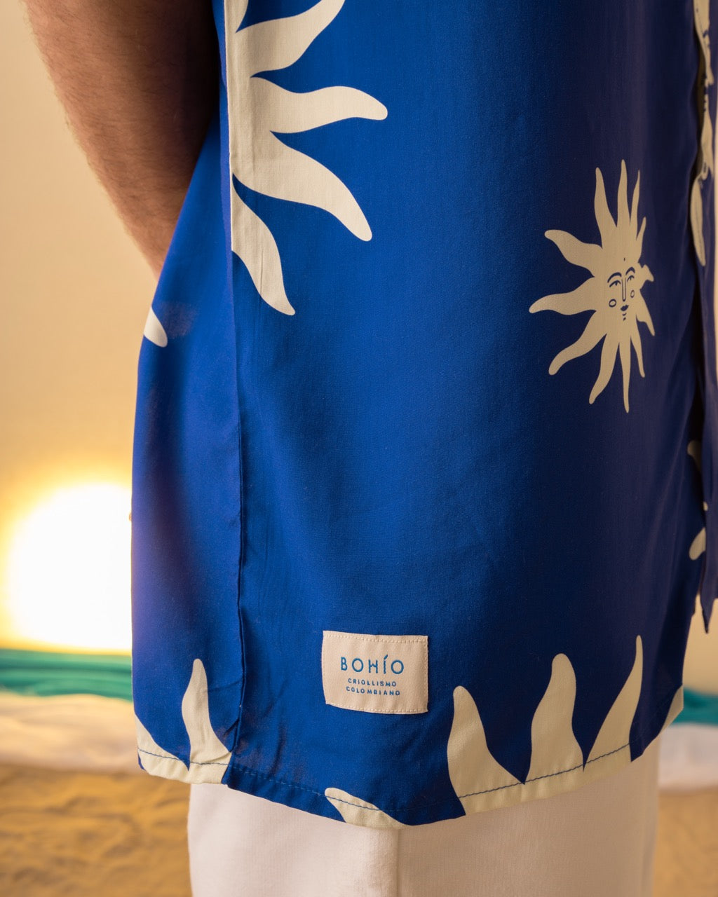 Camisa Masculina A Los Mares Los Pesares (Rayón)