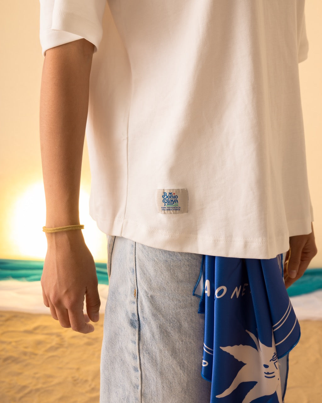 Camiseta Mujer Cruda Soles A Los Mares Los Pesares