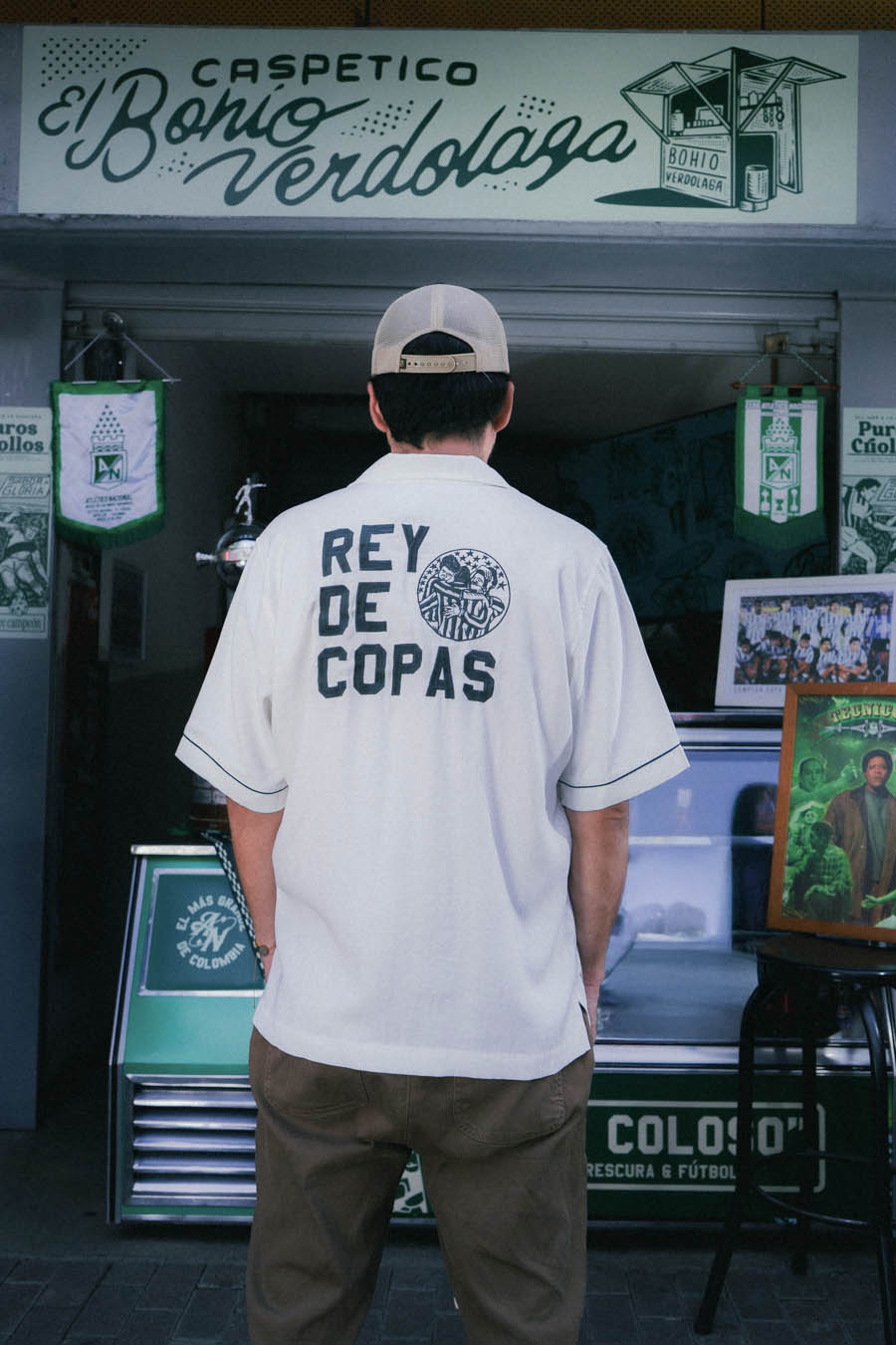 Camisa Unisex Boxy Rey De Copas, Marfil Atlético Nacional X Bohío (Rayón)