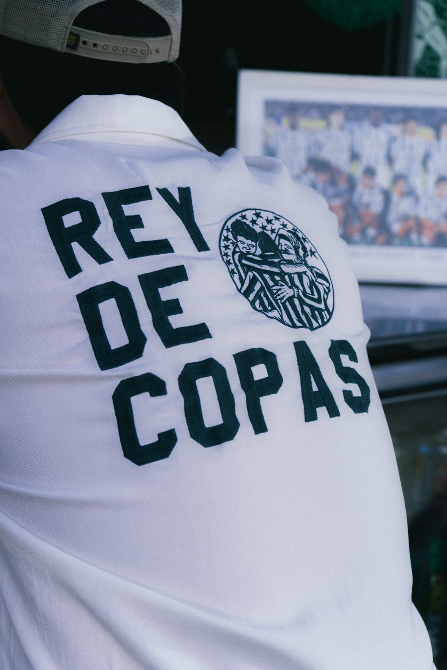 Camisa Unisex Boxy Rey De Copas, Marfil Atlético Nacional X Bohío (Rayón)
