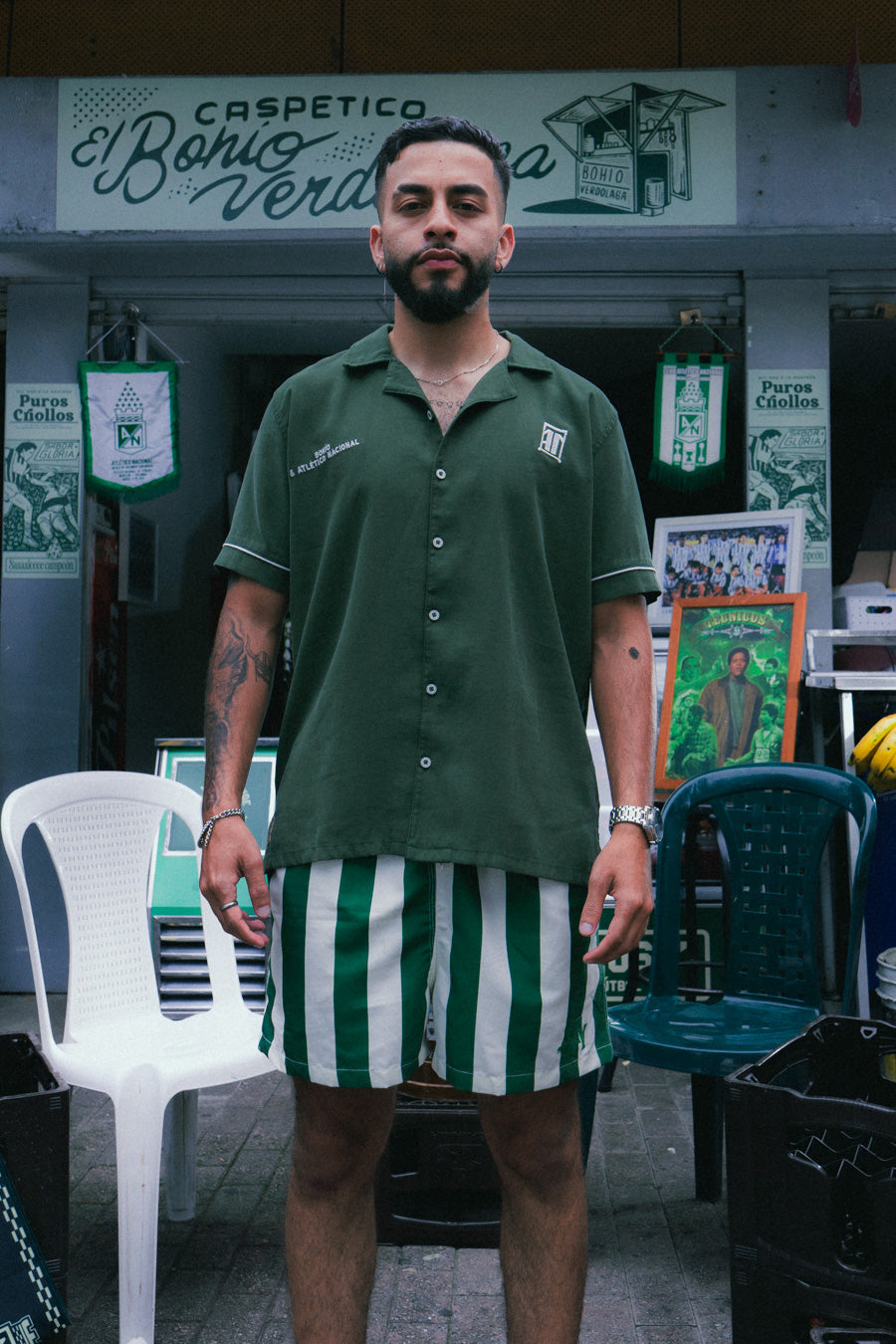 Camisa Unisex Esto Es, Verde Oscuro Atlético Nacional X Bohío (Rayón)