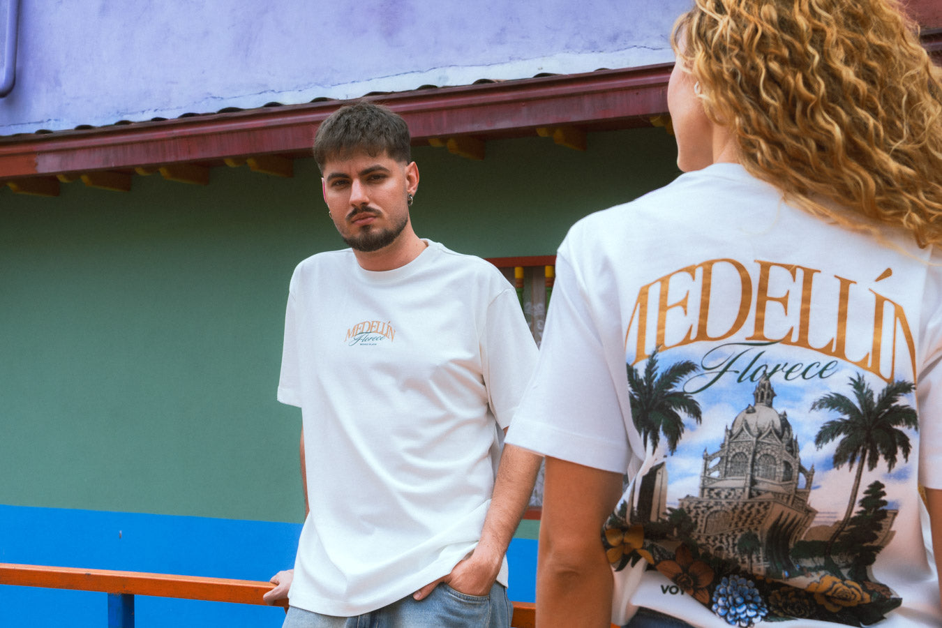 Camiseta Media Oversize Medellín Florece Crudo (250 grs)
