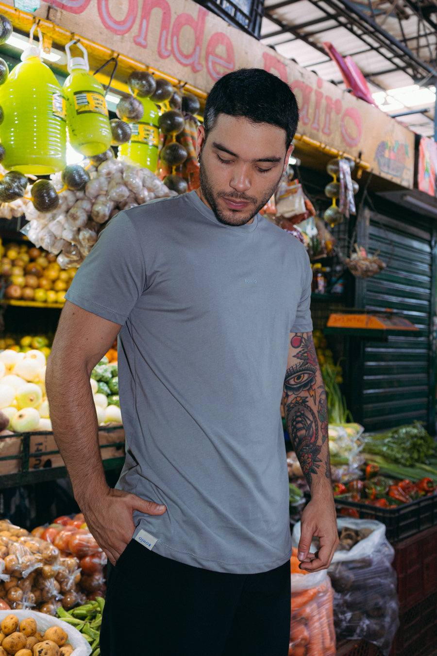 Camiseta Unisex Regular Gris Bohío (Tela eco y algodón 155gr)