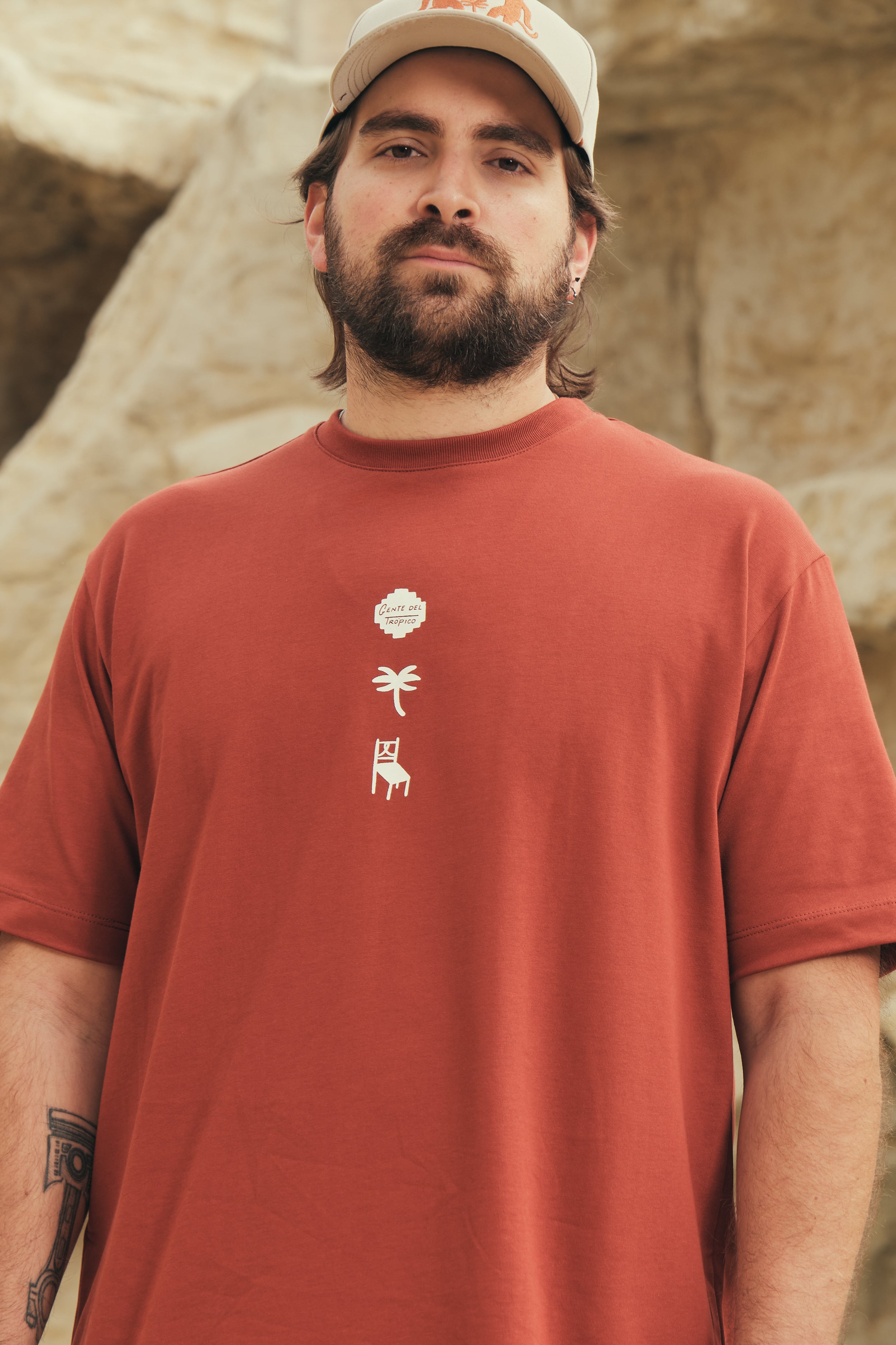 Camiseta Media Oversize Gente Del Trópico Terracota (250 grs)