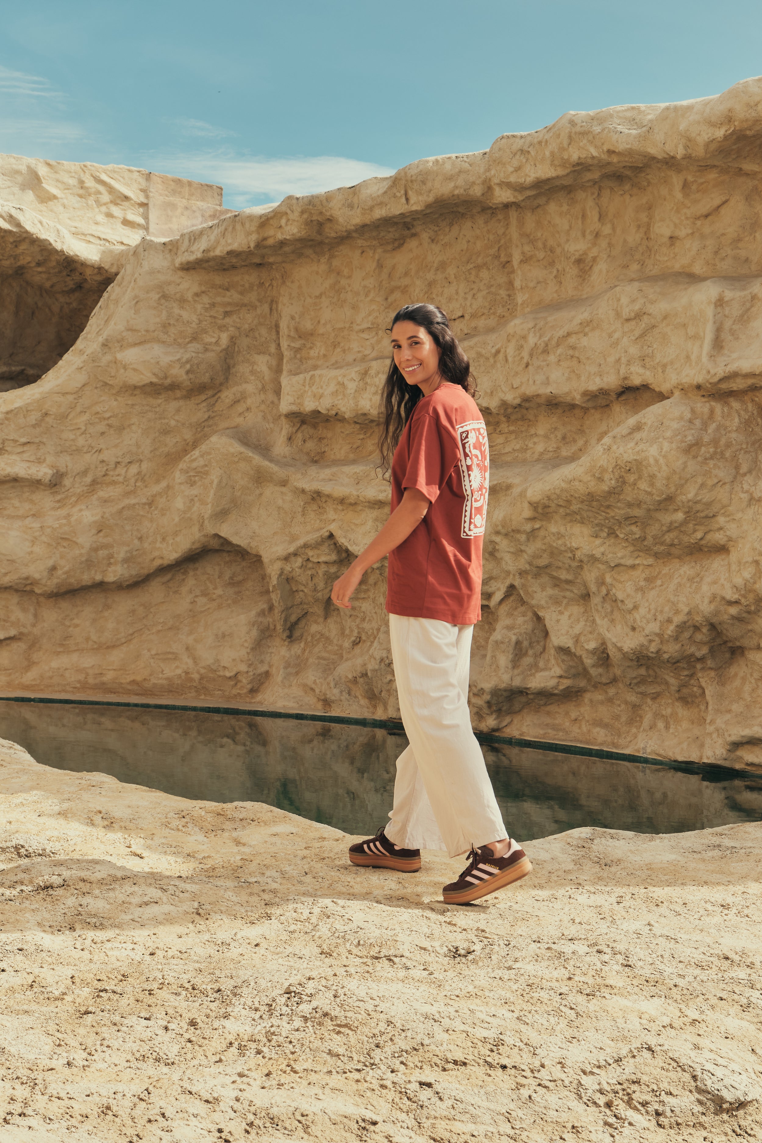 Camiseta Media Oversize Gente Del Trópico Terracota (250 grs)