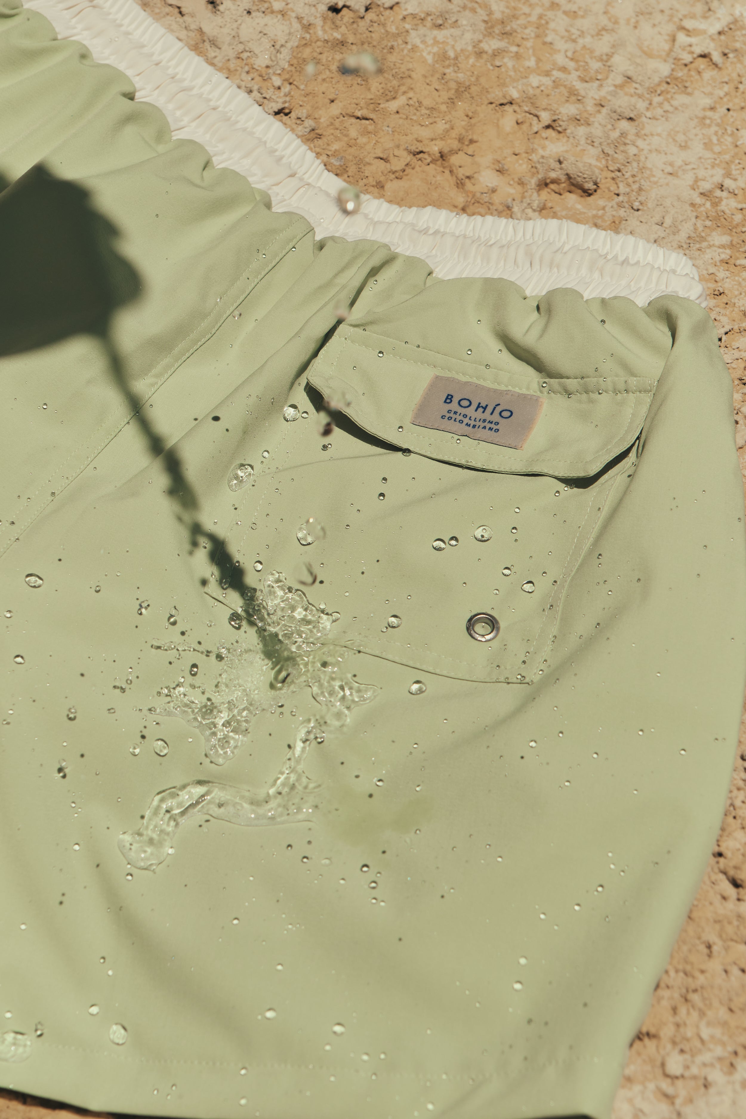 Pantaloneta De Baño Masculina Unicolor Verde Menta (Poliéster)