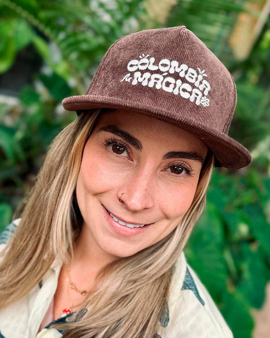 Gorra Unisex Colombia Mágica (Corduroy)