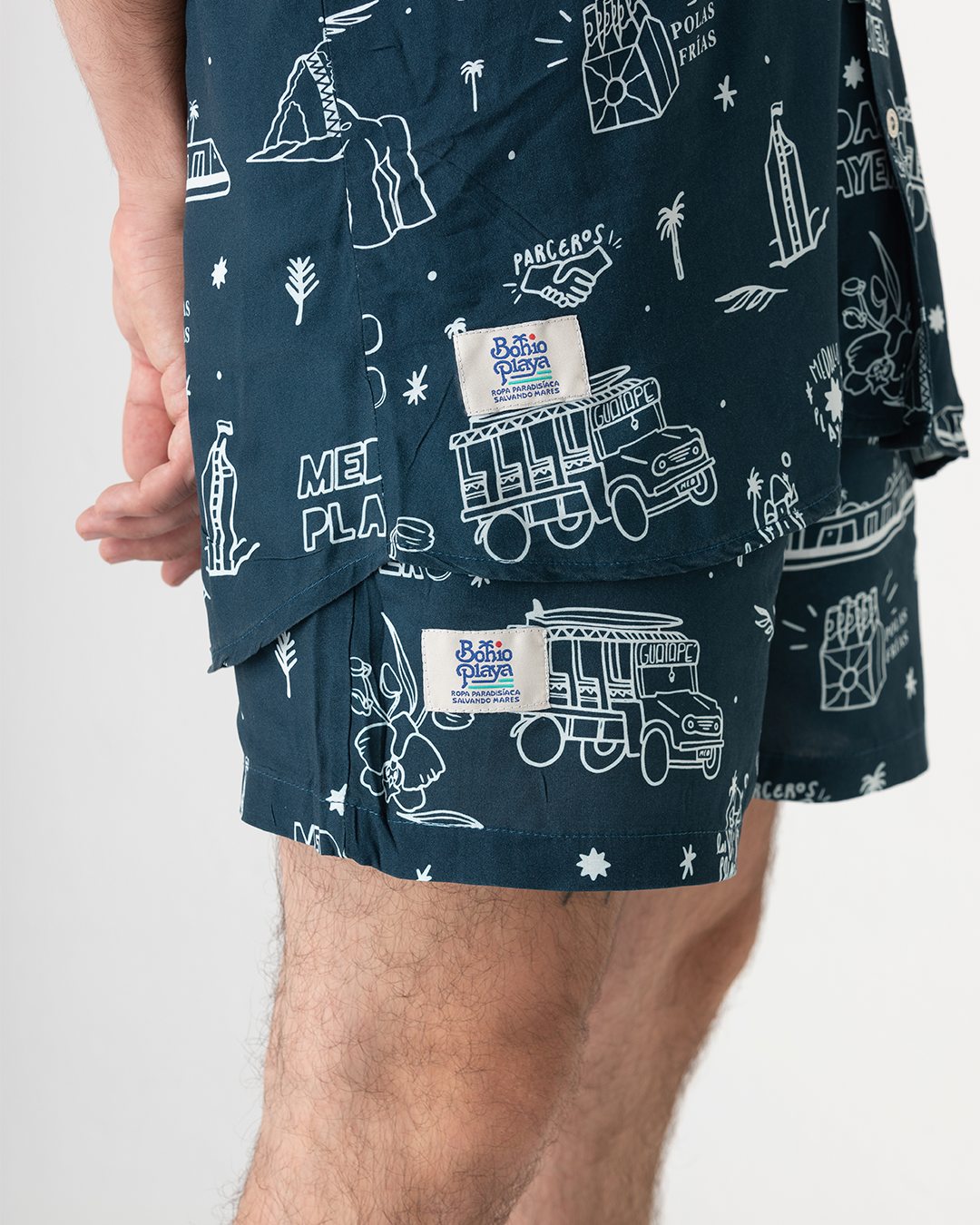 Unisex Blue Beach Medallion Shorts (Chalis)