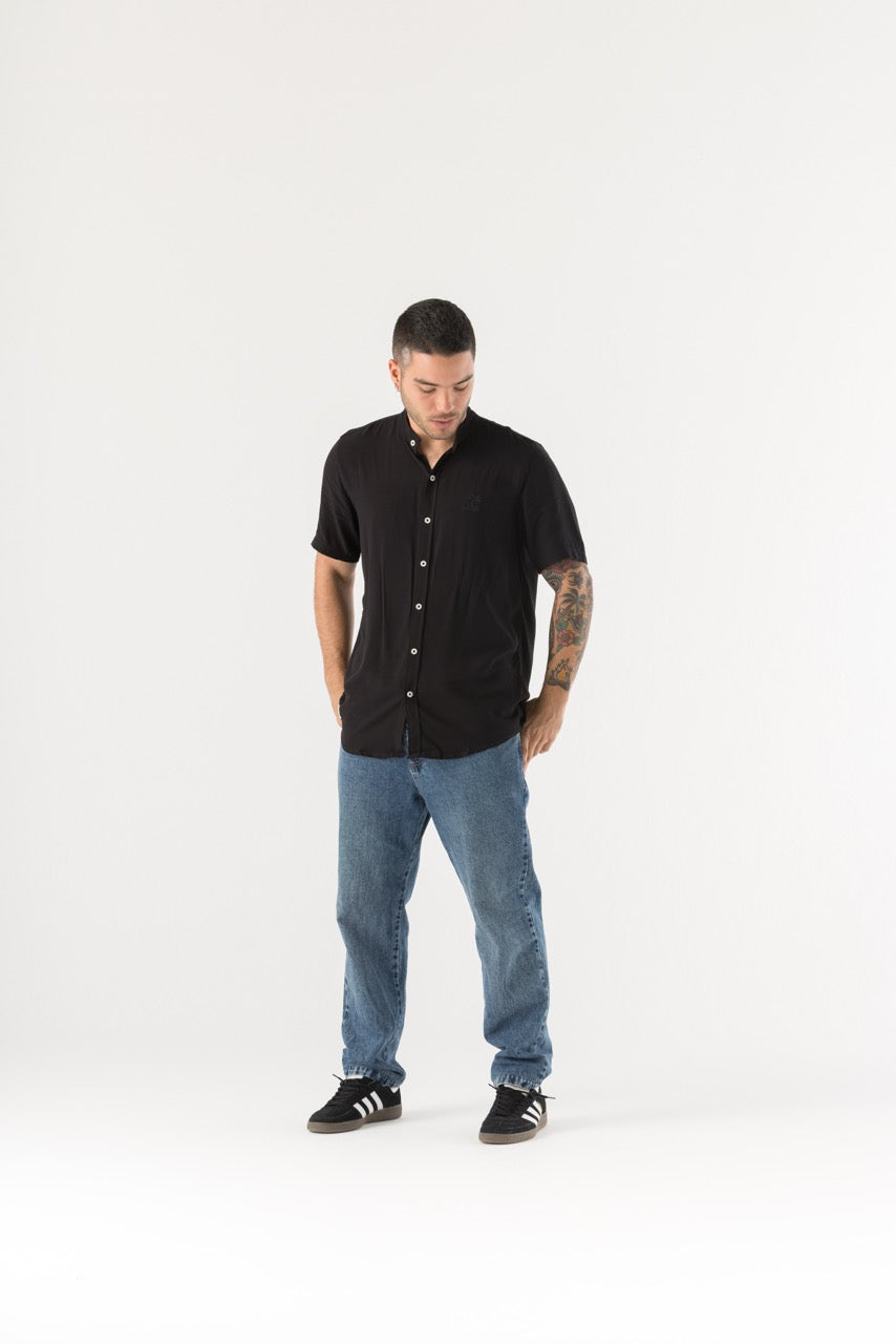 Camisa Hombre Cuello Mao Negra Solano (Chalis)